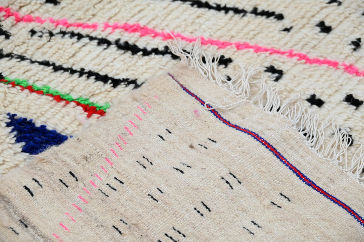 DecorBites™ Moroccan Handmade Traditional Azilal Rug 264 X 150 Cm