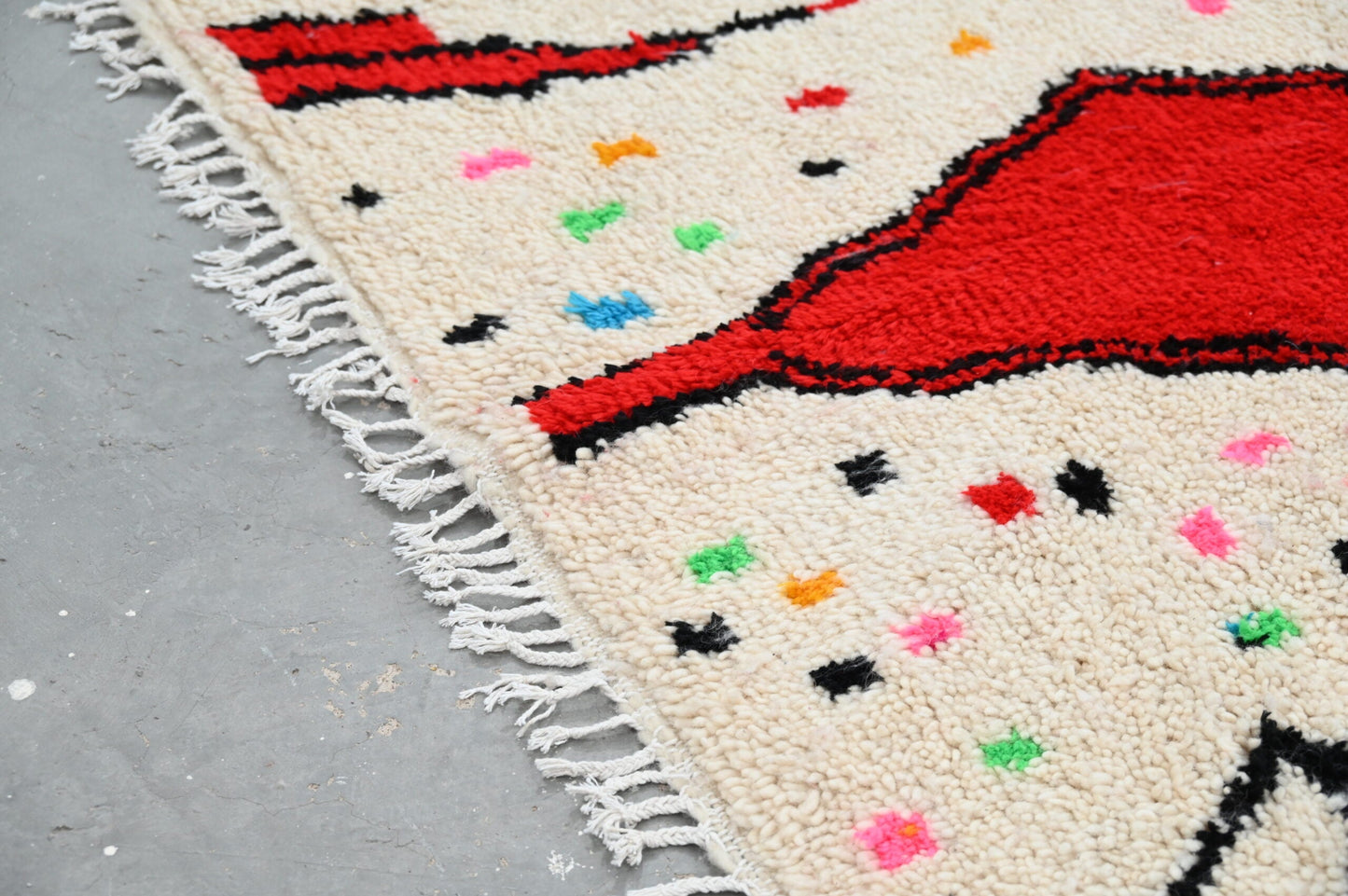 DecorBites™ Moroccan Handmade Traditional Azilal Rug 270 X 157 Cm