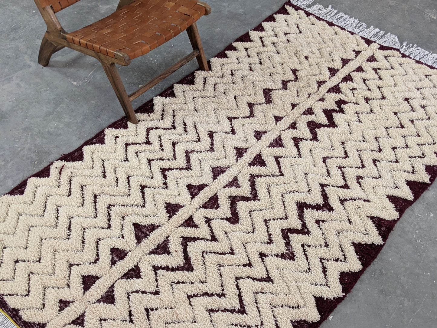 DecorBites™ Moroccan Handmade Traditional Beni Ouarain Rug 252 X 137 Cm