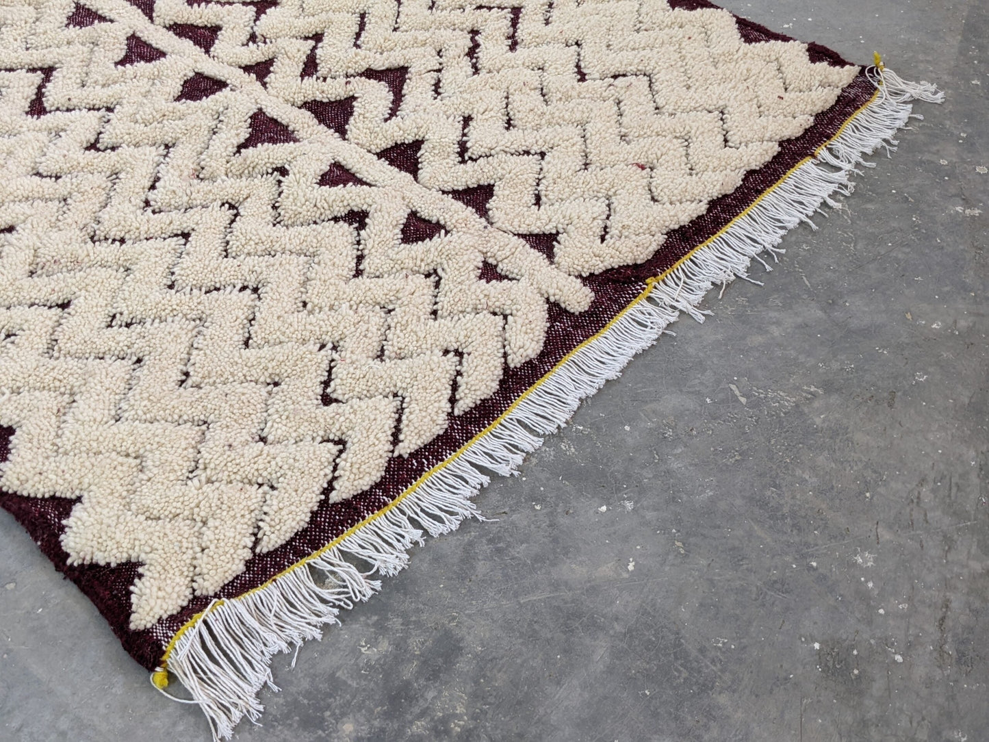 DecorBites™ Moroccan Handmade Traditional Beni Ouarain Rug 252 X 137 Cm