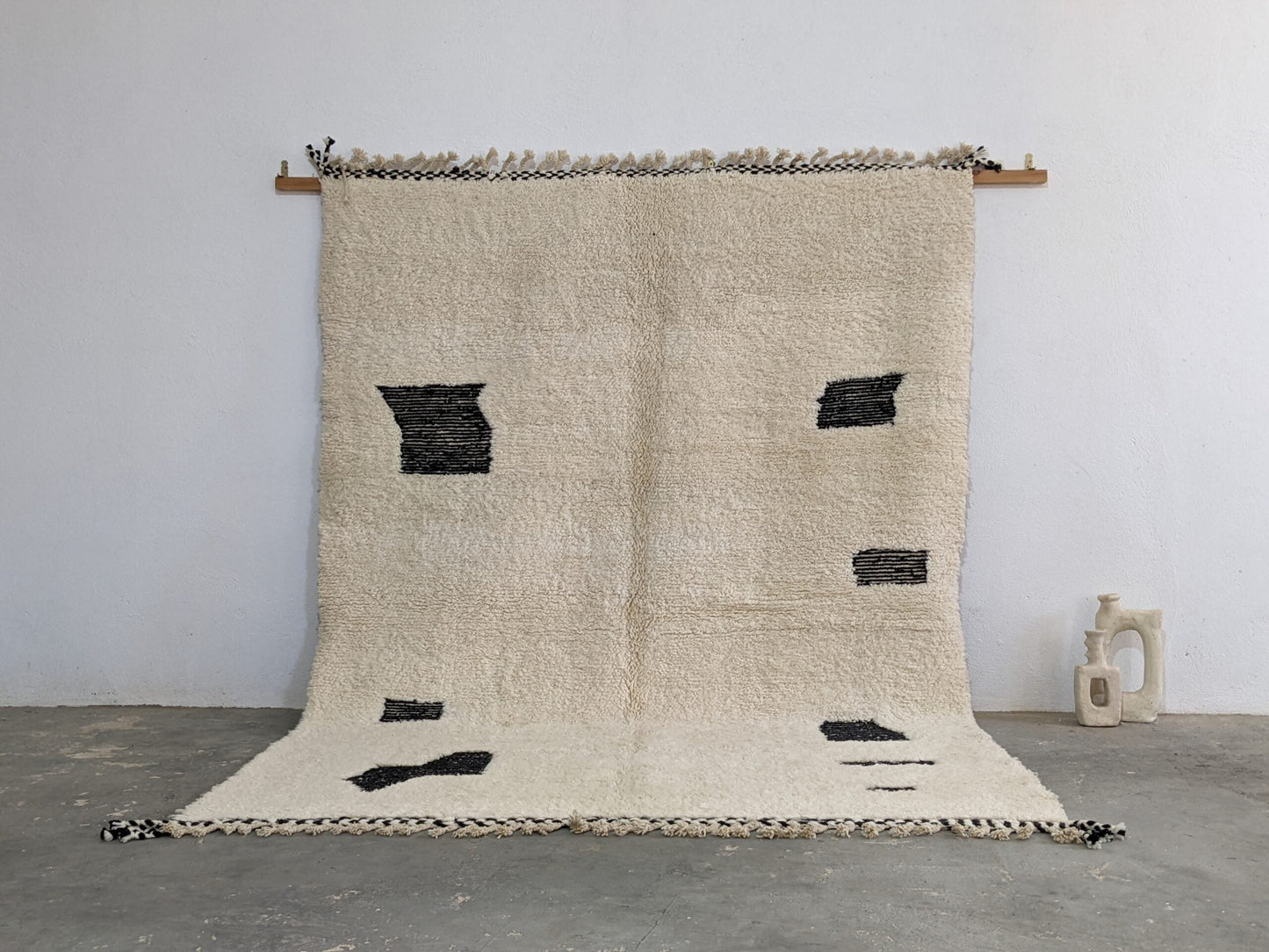 DecorBites™ Moroccan Handmade Traditional Beni Ouarain Rug 290 X 210 Cm