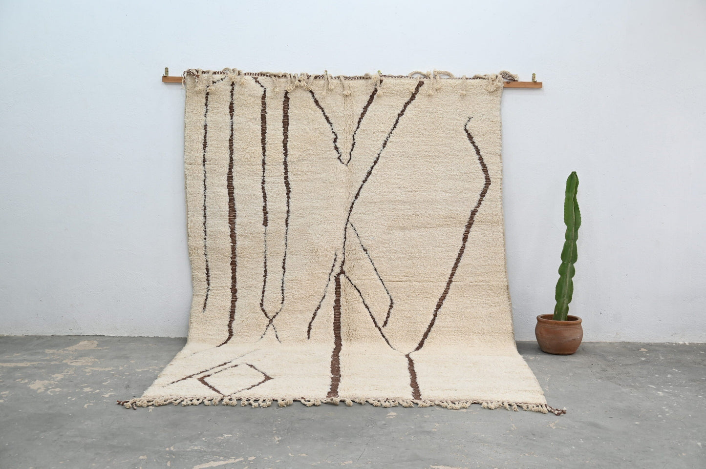 DecorBites™ Moroccan Handmade Traditional Beni Ouarain Rug 290 X 214 cm