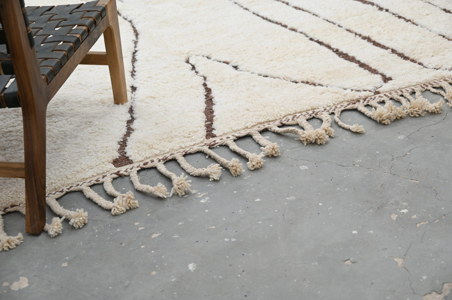 DecorBites™ Moroccan Handmade Traditional Beni Ouarain Rug 290 X 214 cm