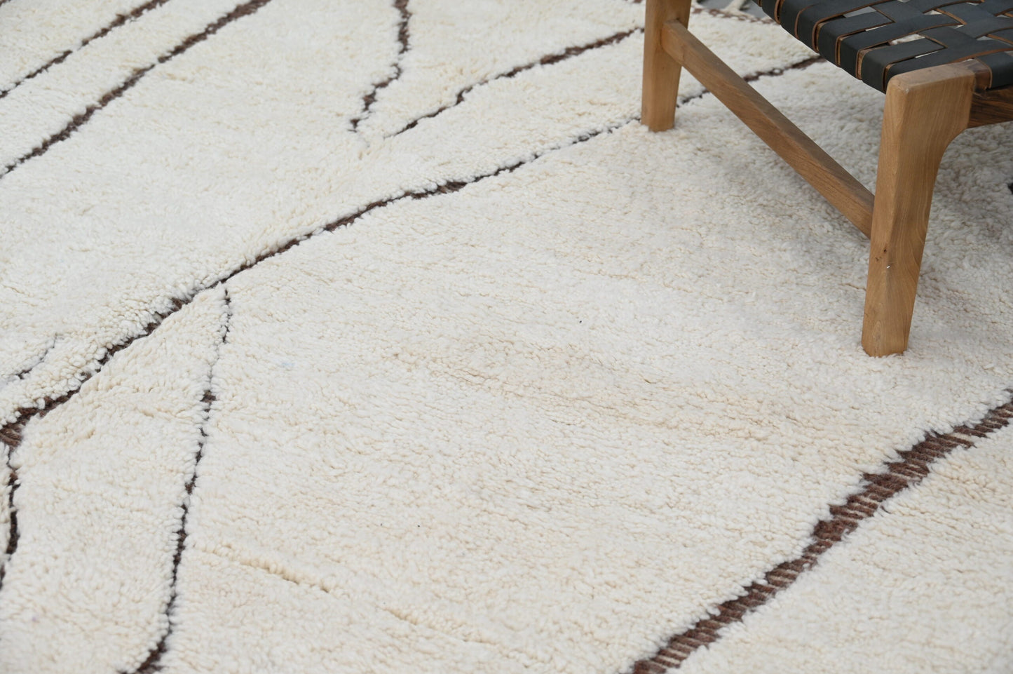 DecorBites™ Moroccan Handmade Traditional Beni Ouarain Rug 290 X 214 cm