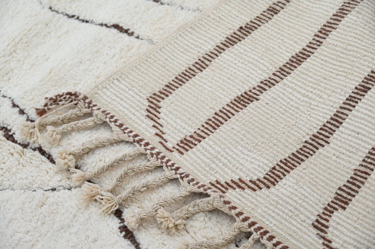 DecorBites™ Moroccan Handmade Traditional Beni Ouarain Rug 290 X 214 cm