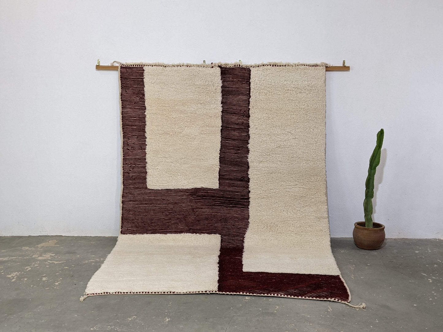 DecorBites™ Moroccan Handmade Traditional Beni Ouarain Rug 297 X 206 Cm