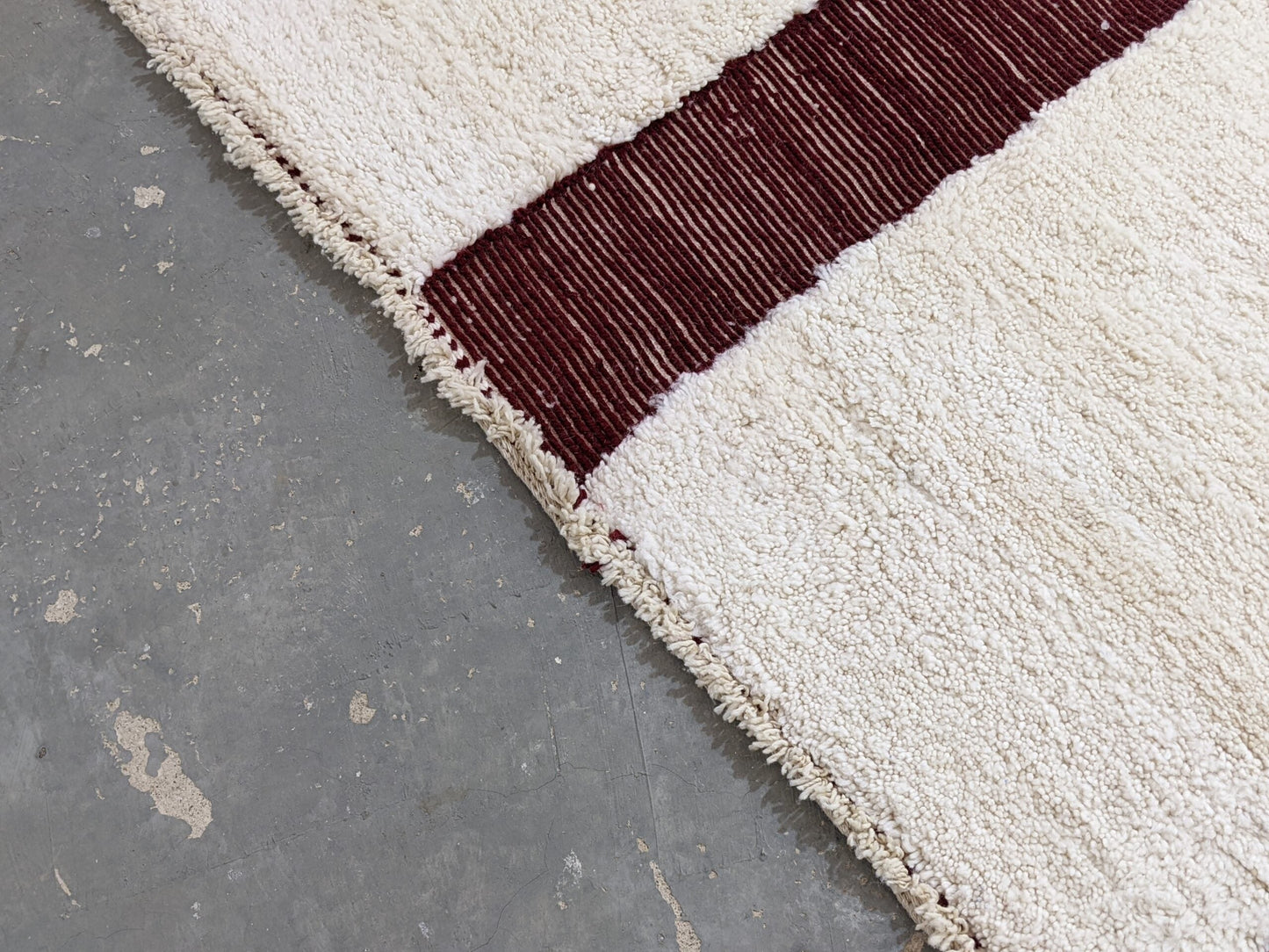 DecorBites™ Moroccan Handmade Traditional Beni Ouarain Rug 297 X 206 Cm