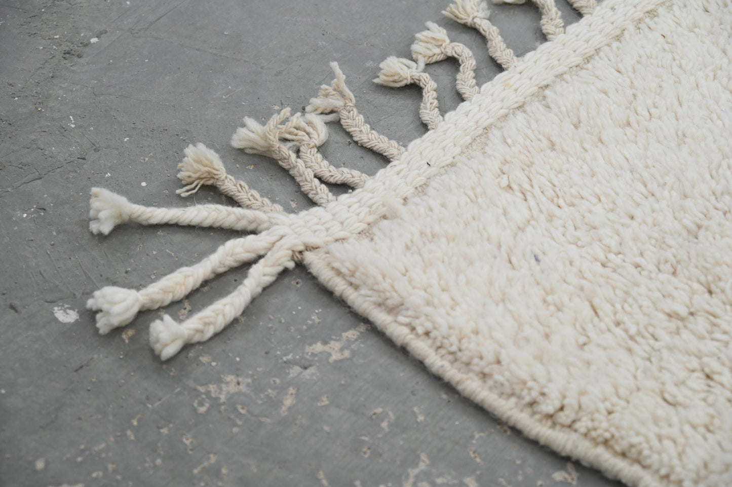 DecorBites™ Moroccan Handmade Traditional Beni Ouarain Rug 300 X 200 Cm
