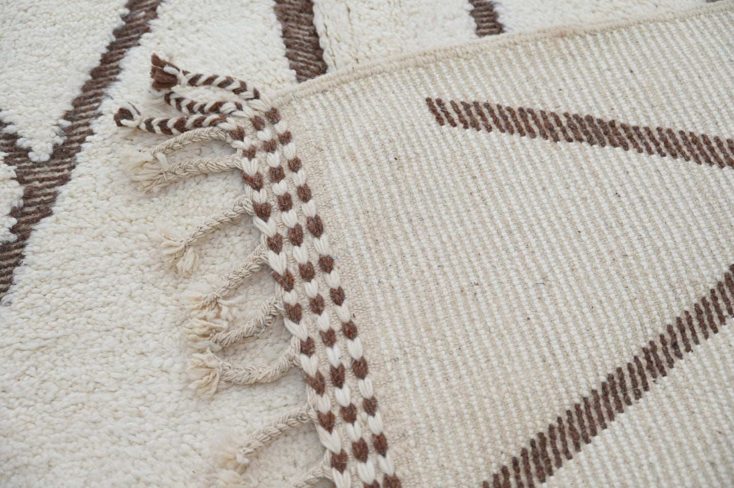 DecorBites™ Moroccan Handmade Traditional Beni Ouarain Rug 300 X 210 Cm