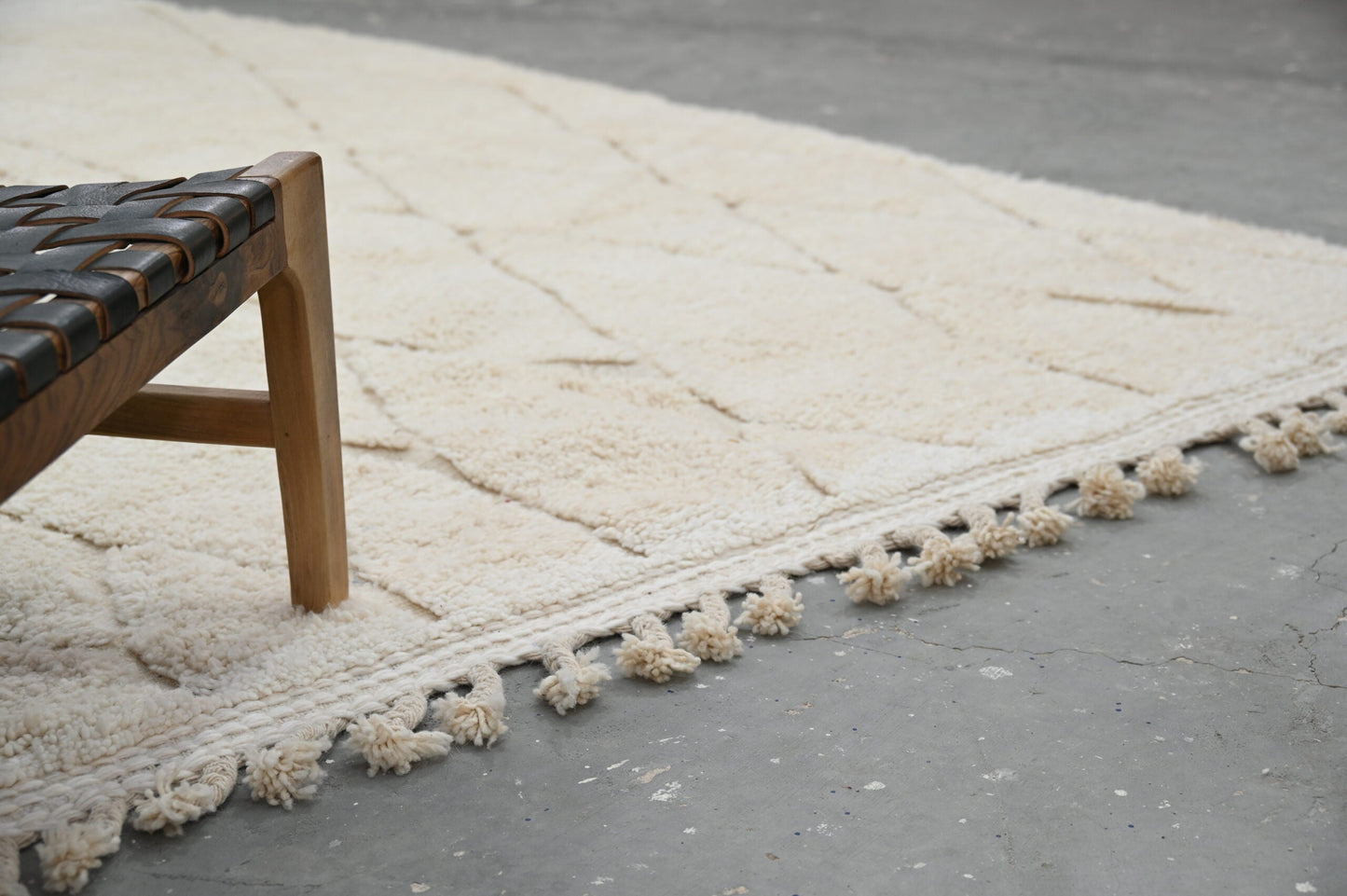 DecorBites™ Moroccan Handmade Traditional Beni Ouarain Rug 300 X 211 Cm