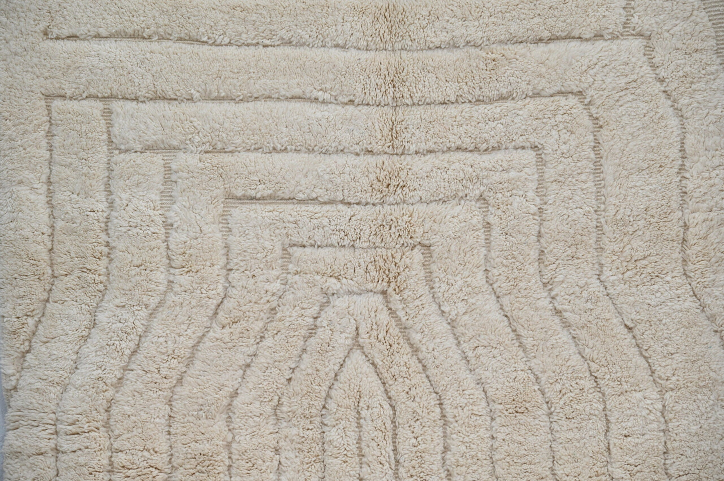 DecorBites™ Moroccan Handmade Traditional Beni Ouarain Rug 300 X 217 Cm