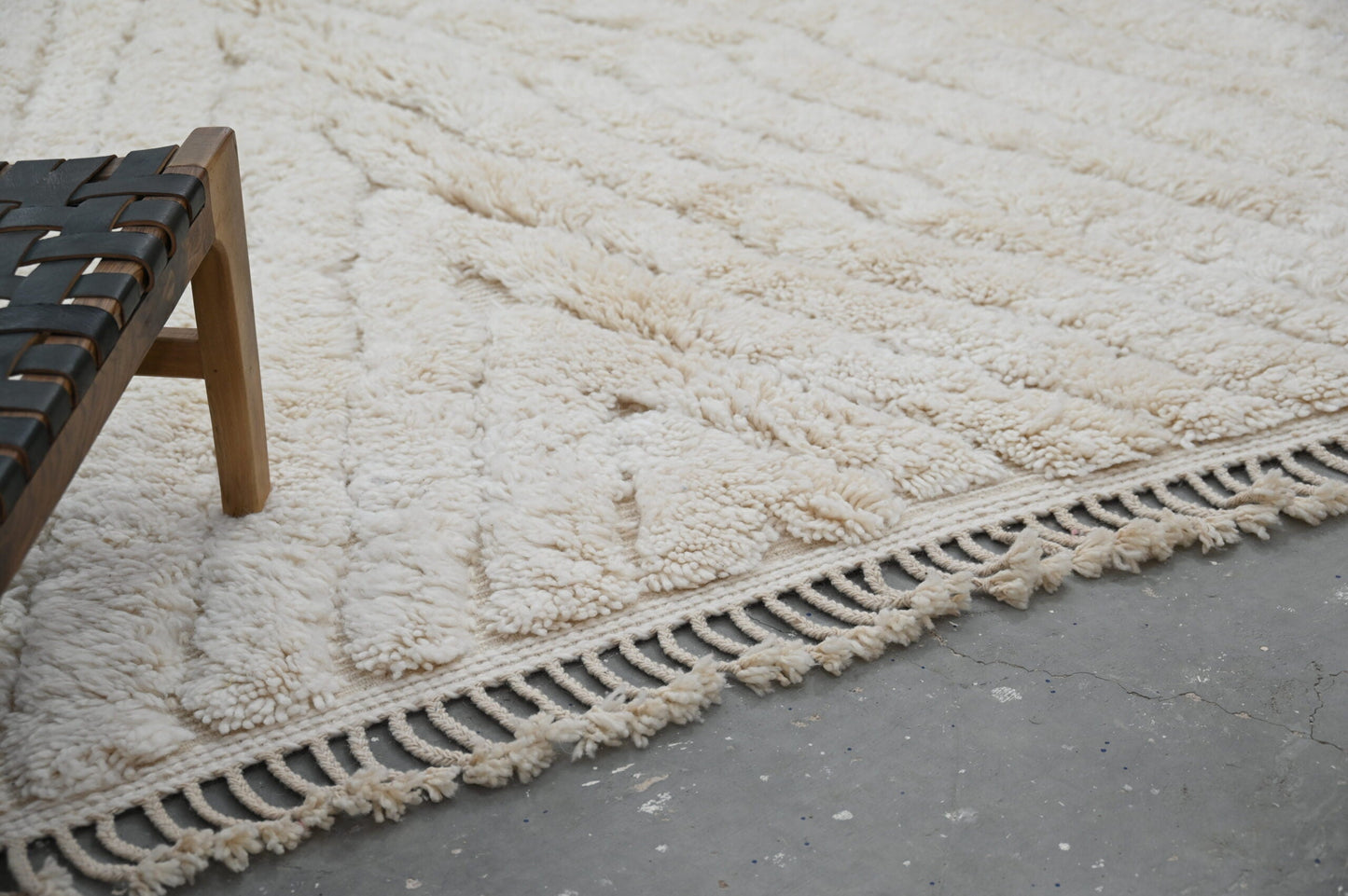 DecorBites™ Moroccan Handmade Traditional Beni Ouarain Rug 300 X 217 Cm