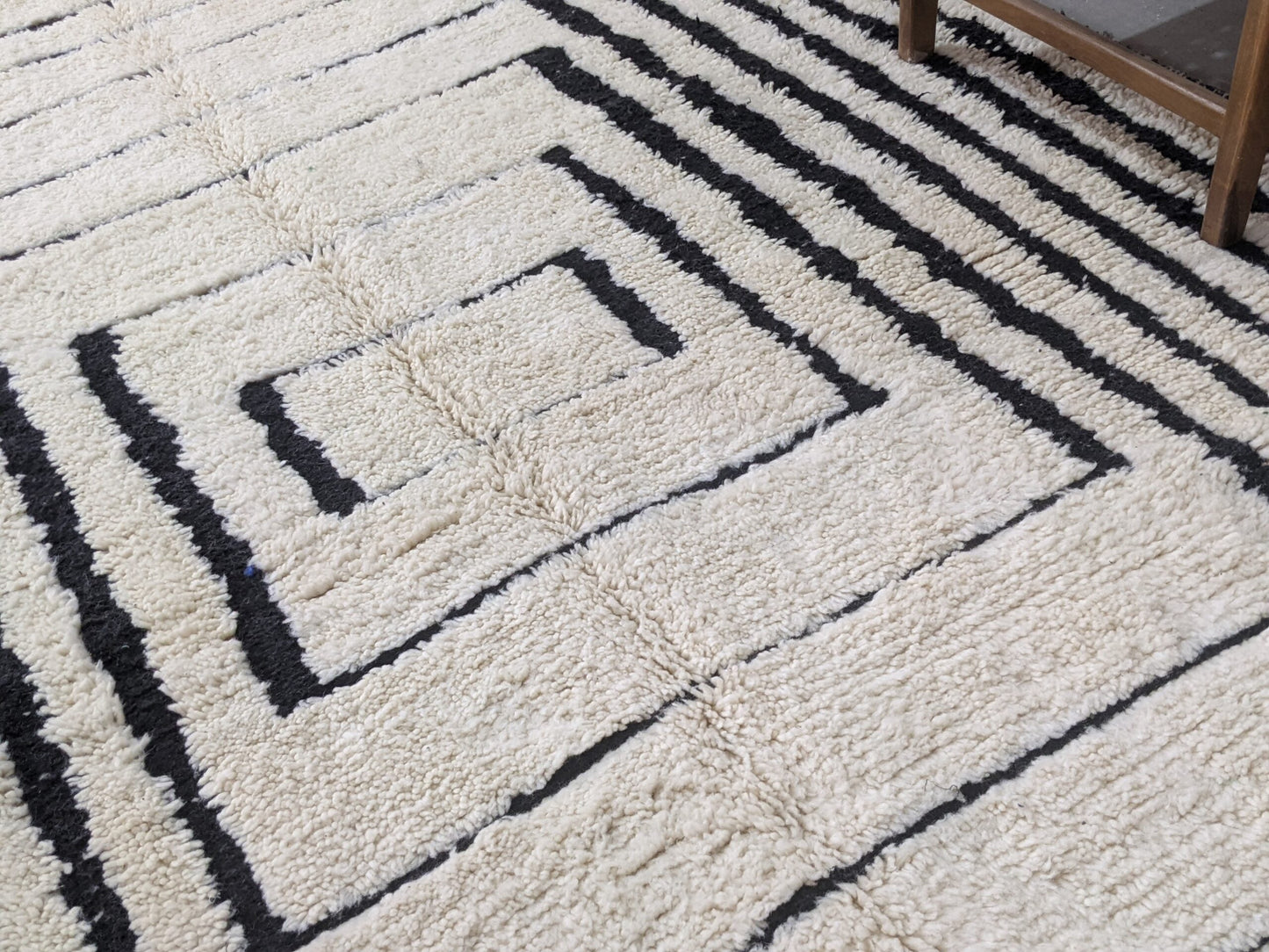 DecorBites™ Moroccan Handmade Traditional Beni Ouarain Rug 344 X 216 Cm