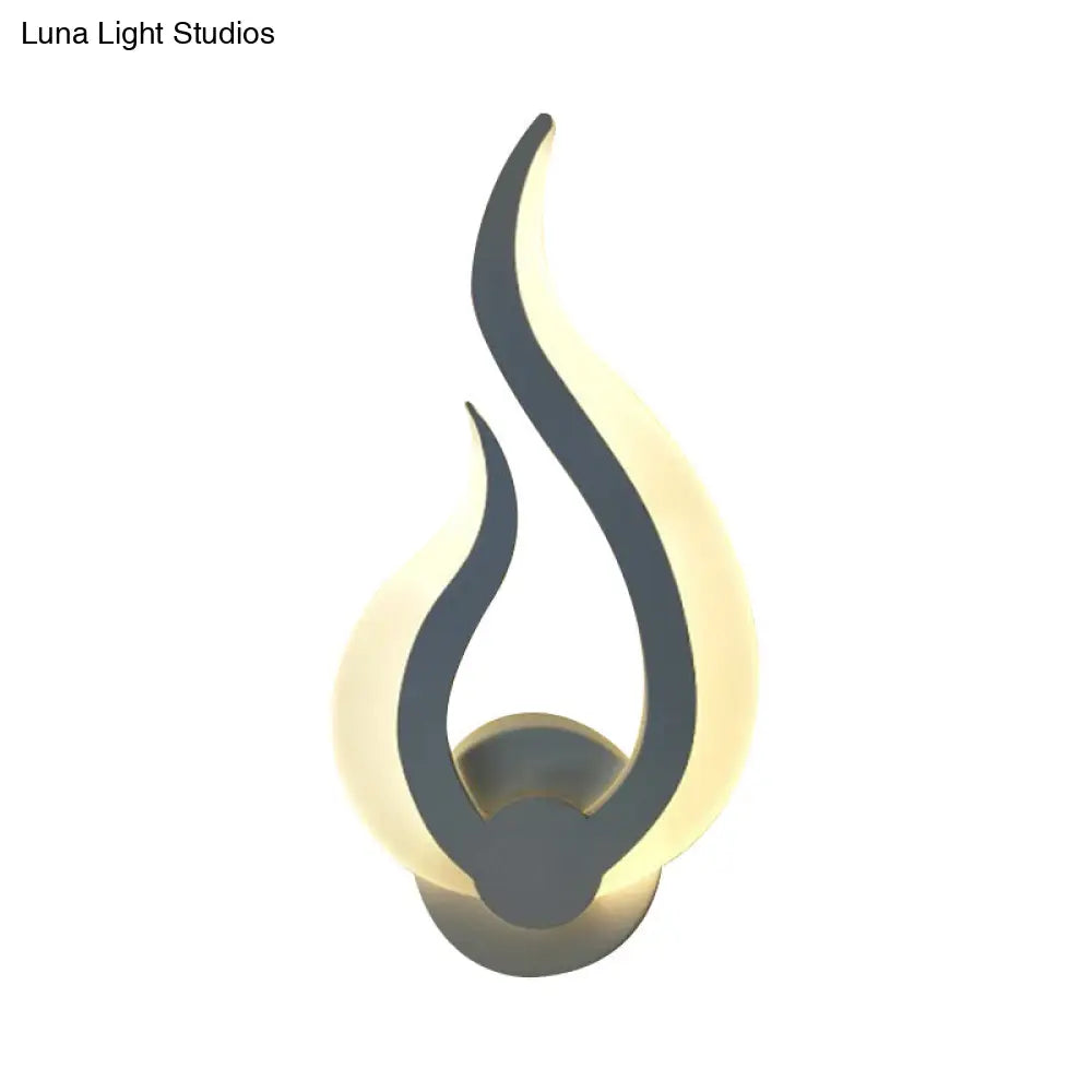 DecorBites™ Nordic LED Flame-Shaped Wall Sconce Light for Cozy Bedroom Ambiance in Warm/White