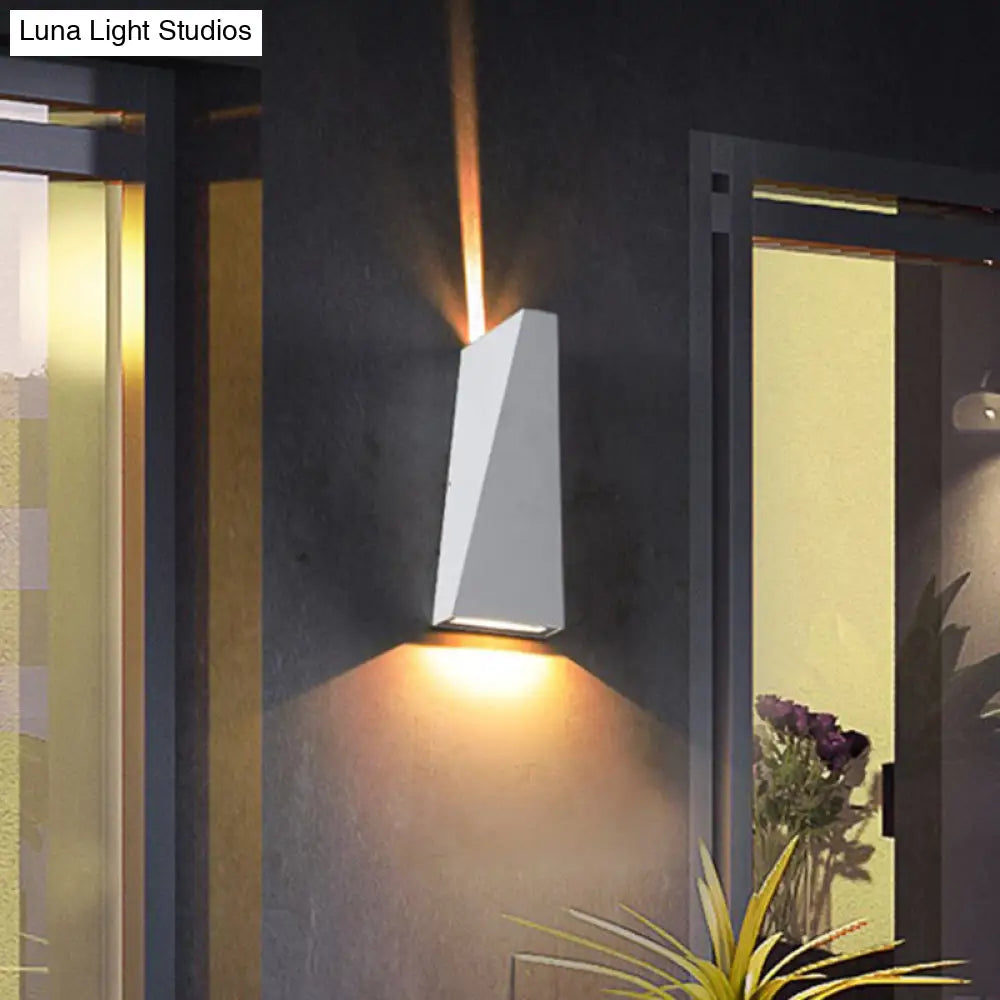 DecorBites™ Nordic LED Flush Wall Sconce Black/White Triangular LED Wall Lamp