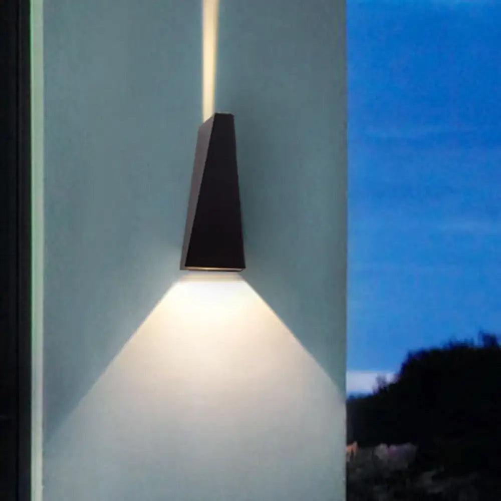 DecorBites™ Nordic LED Flush Wall Sconce Black/White Triangular LED Wall Lamp