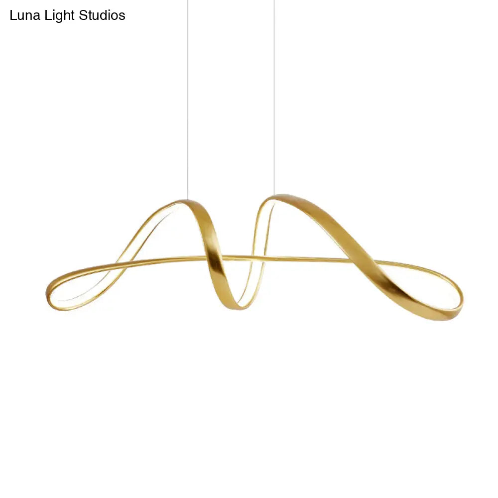 DecorBites™ Nordic Metal LED Suspension Lamp: Gold Plated Twist Design for Restaurant Island Lighting