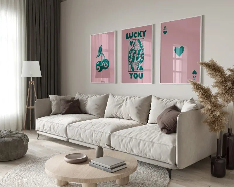 DecorBites™ "Retro Queen of Hearts Canvas Wall Art Set"
