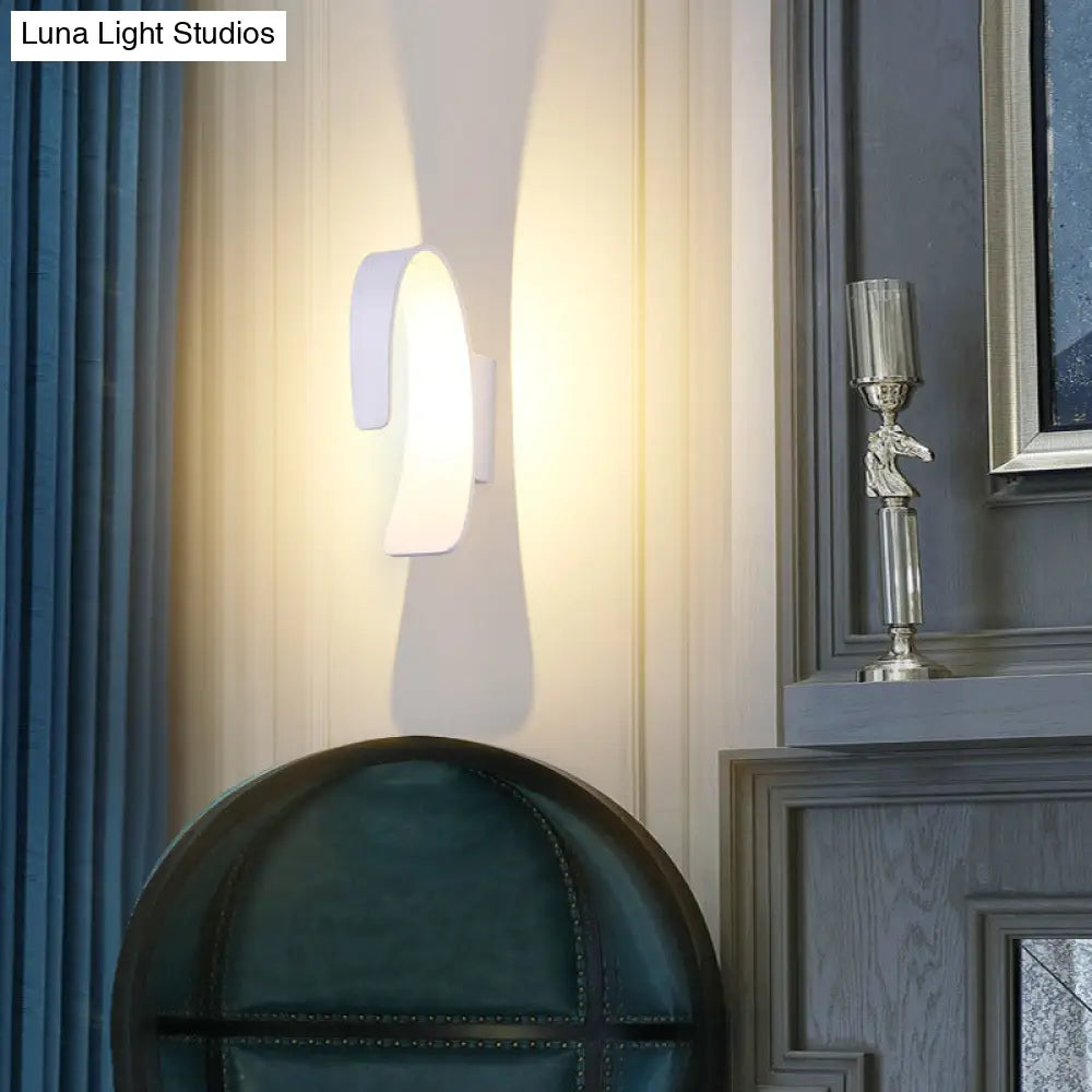 DecorBites™ Sleek Aluminum LED Wall Sconce for Cozy Living Rooms - Warm/White Light